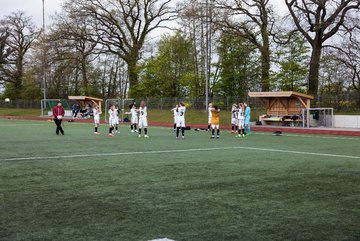 Bild 24 - B-Juniorinnen Ellerau - St. Pauli : Ergebnis: 1:1